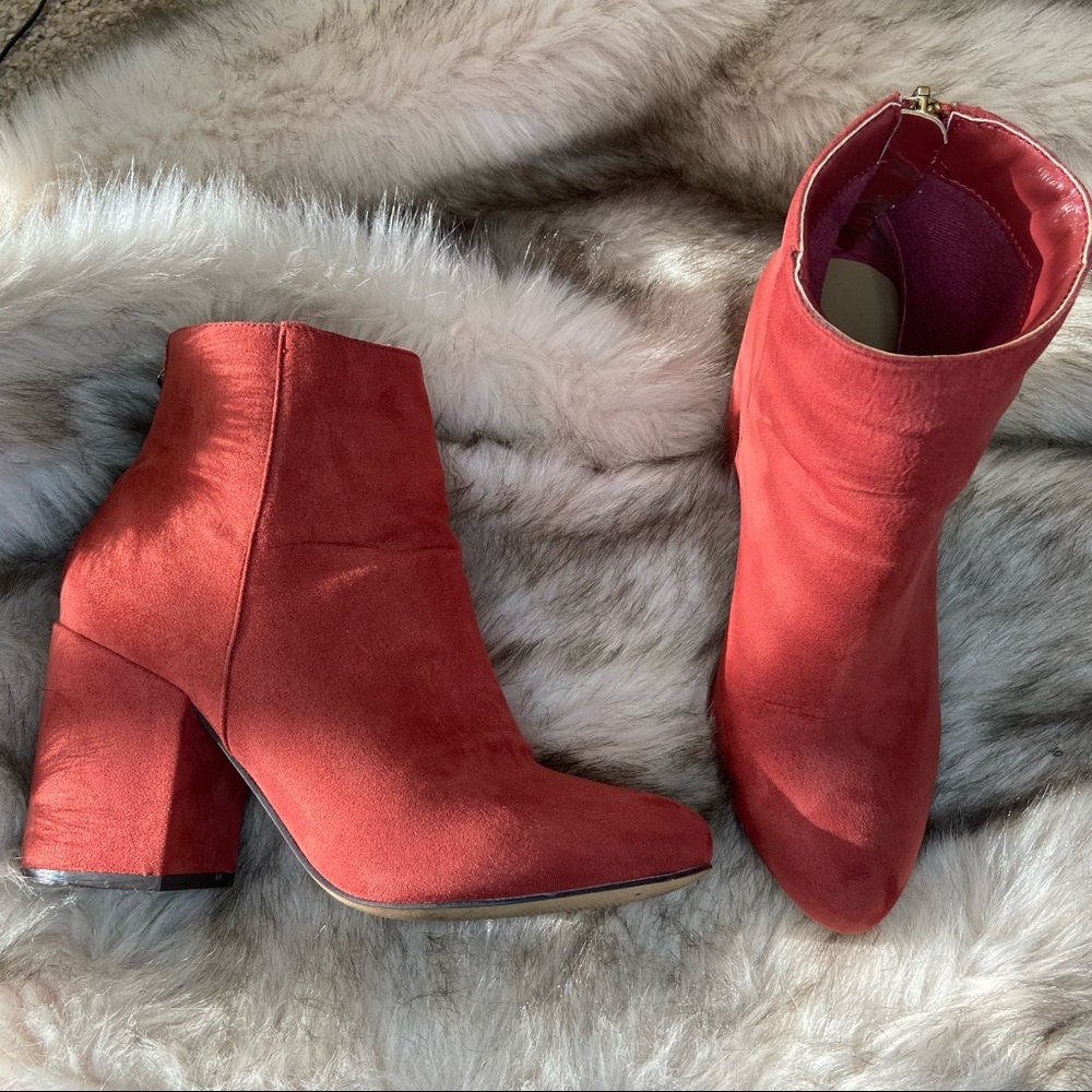 Rust Booties - Picture 2 of 4